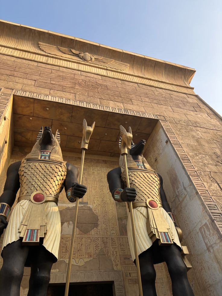 Ancient Egyptian guardian statues